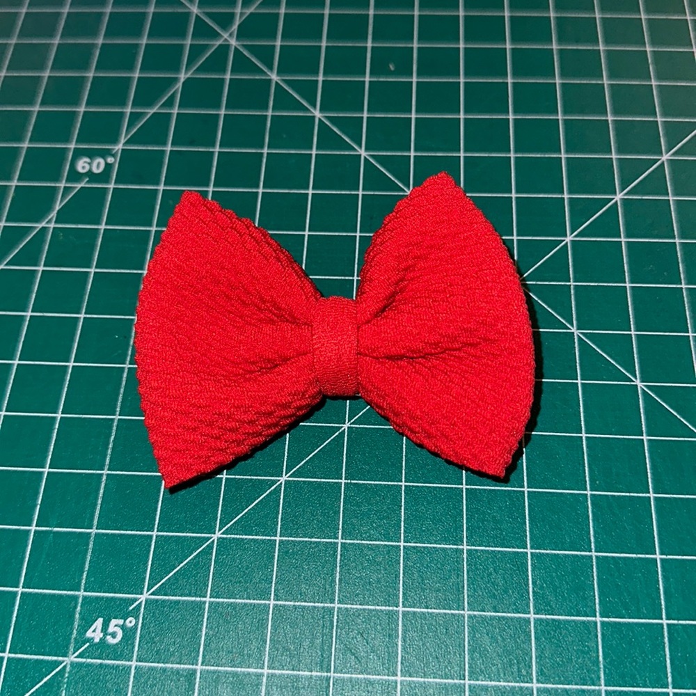 Red 3in bow